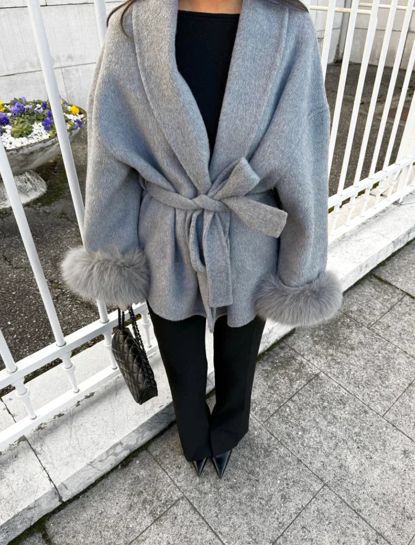 Melissa – Manteau Élégant avec Détails en Fourrure